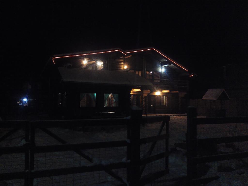 Casa Muntelui - Sambata Sîmbăta de Sus Bagian luar foto