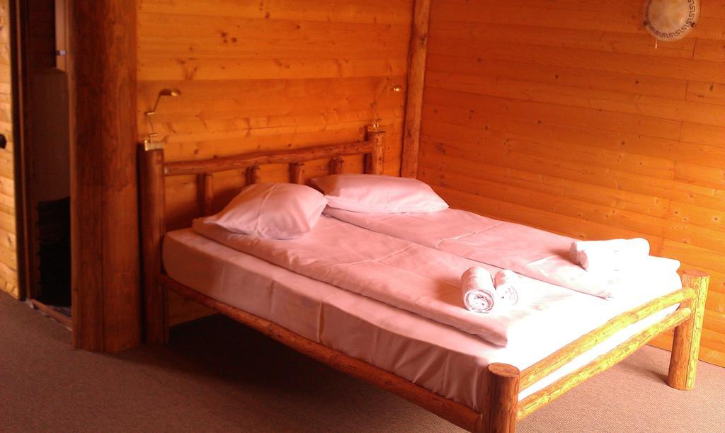 Casa Muntelui - Sambata Sîmbăta de Sus Ruang foto